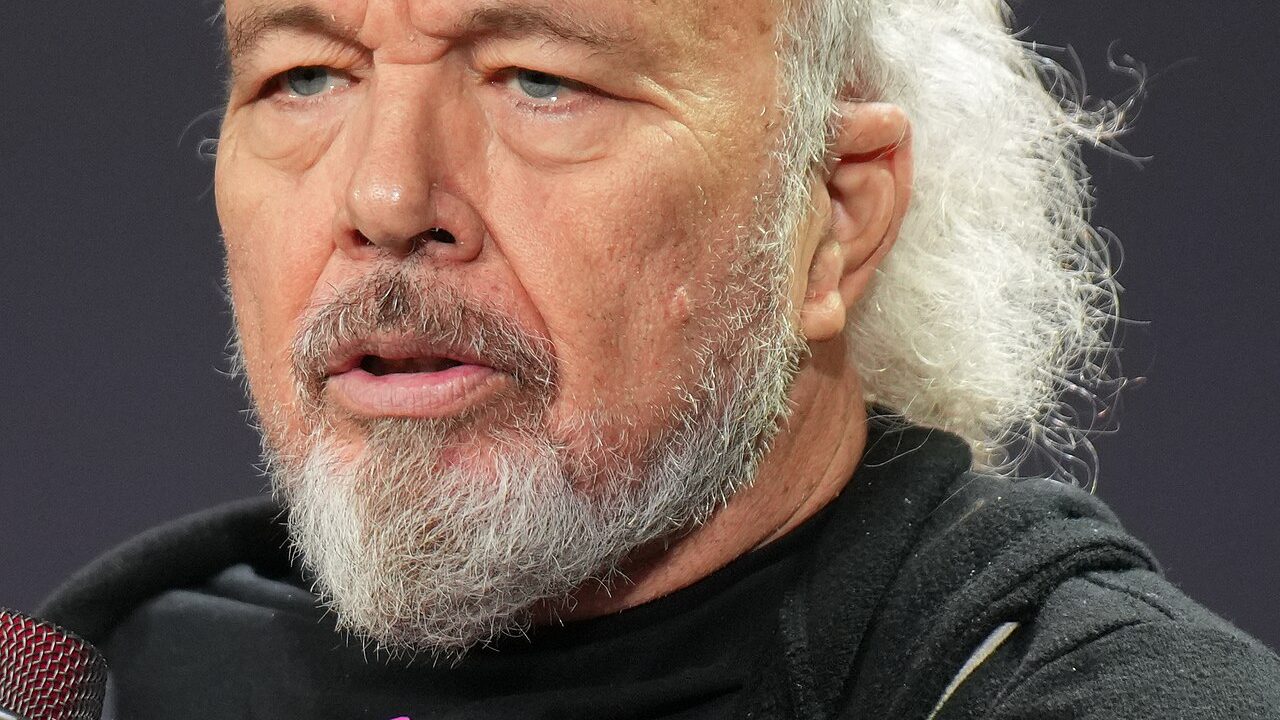 Clint Howard biography profile photo
