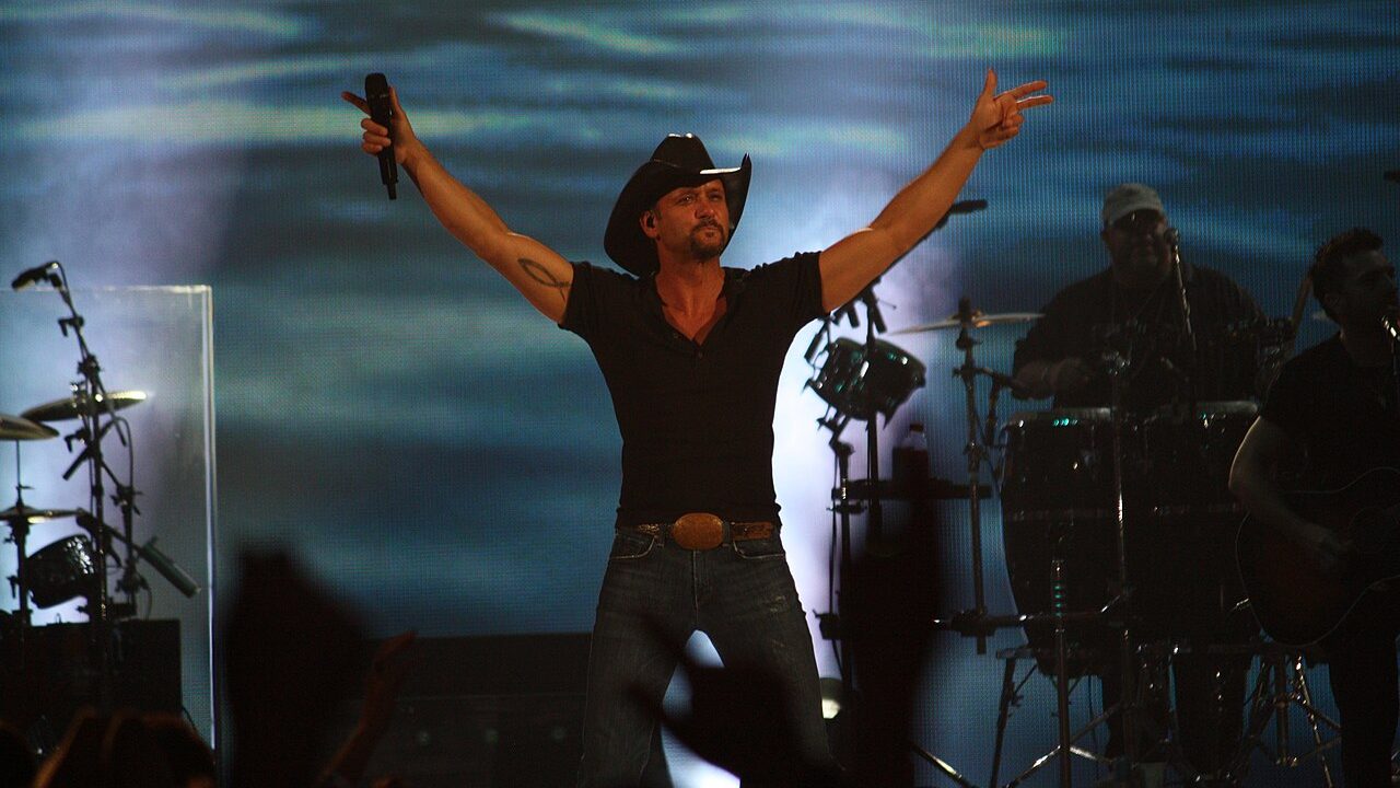 Tim McGraw — public figure profile photo