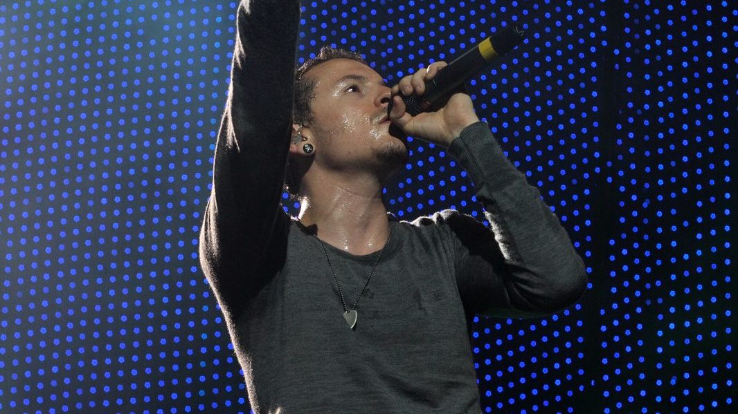 Chester Bennington — family and biography profile photo
