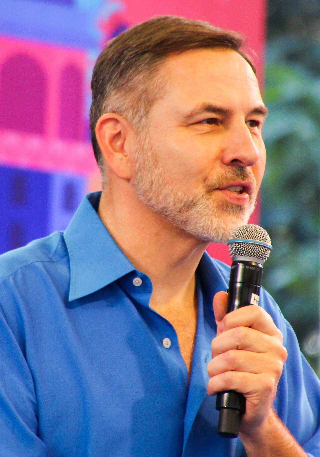 David Walliams — the celebrity parent at the center of this family guide