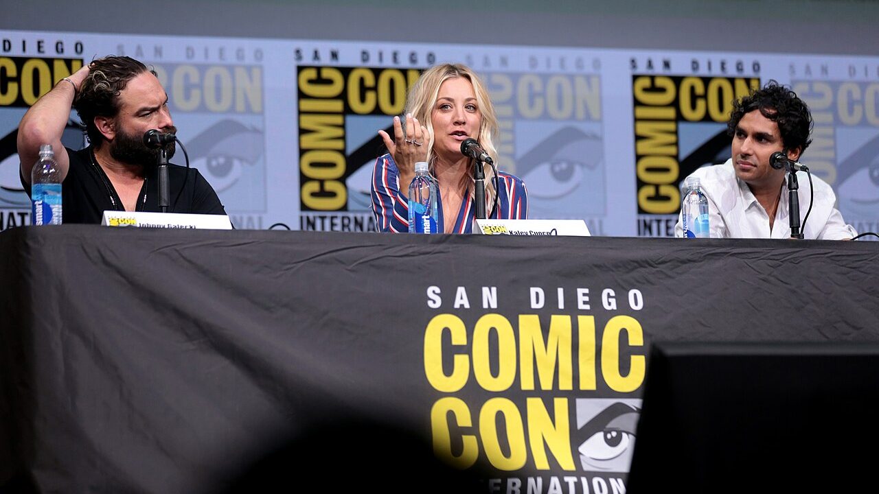 Kaley Cuoco — public figure profile photo