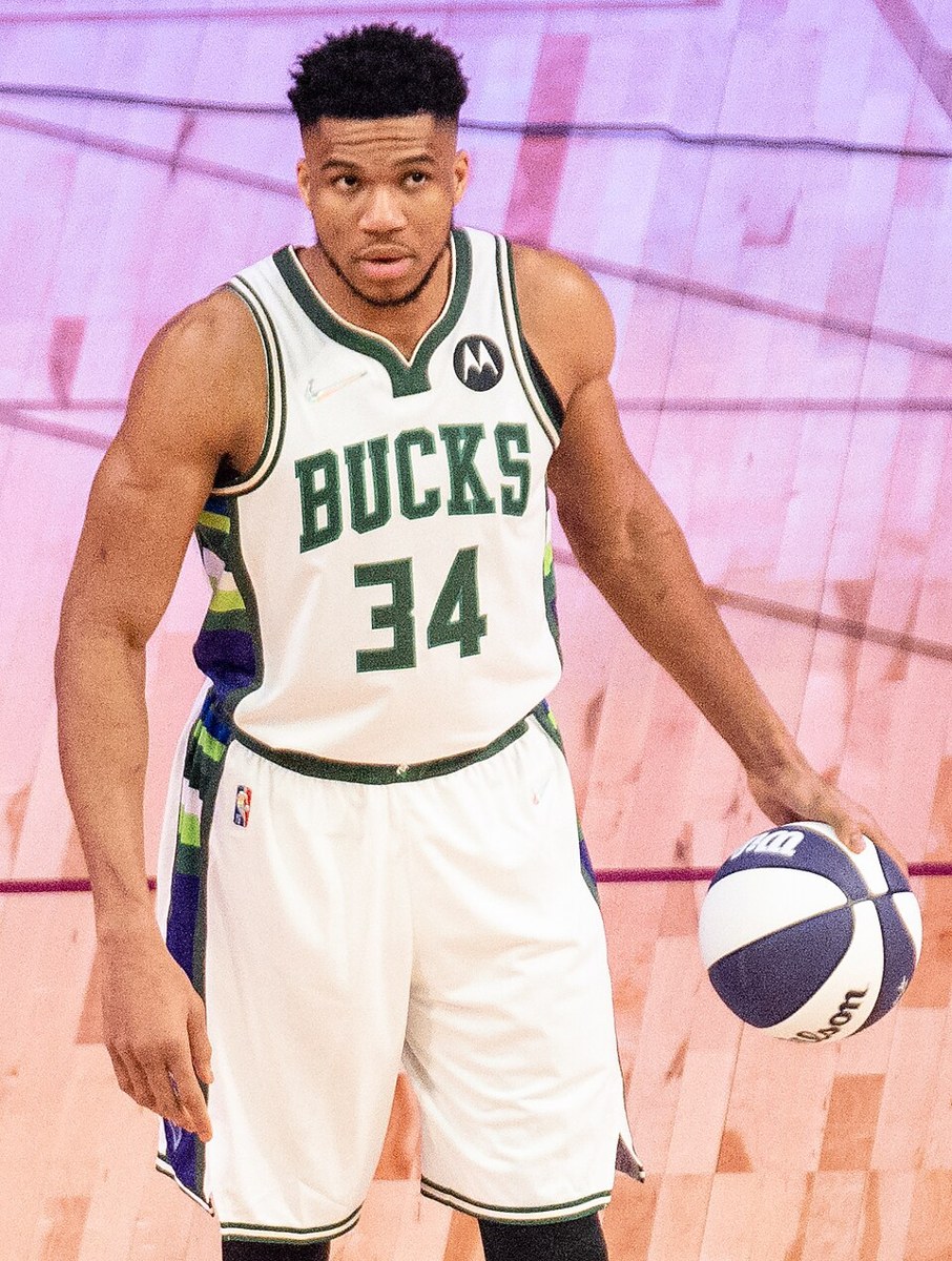 Giannis Antetokounmpo playing for the Milwaukee Bucks