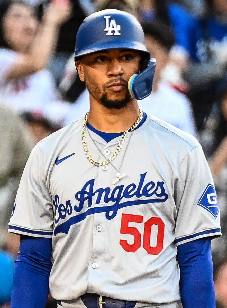 Mookie Betts batting for the Los Angeles Dodgers