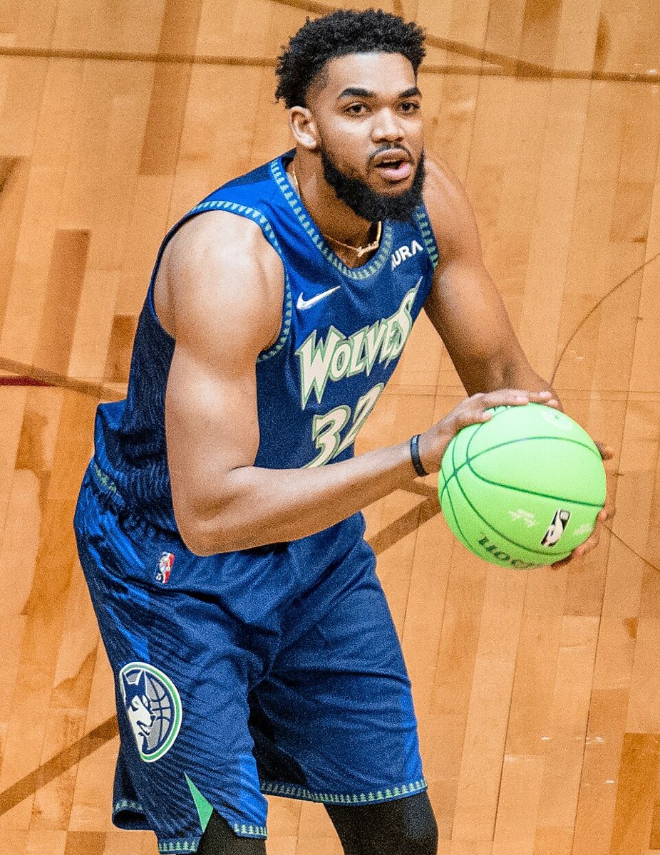 Karl-Anthony Towns playing basketball in the NBA
