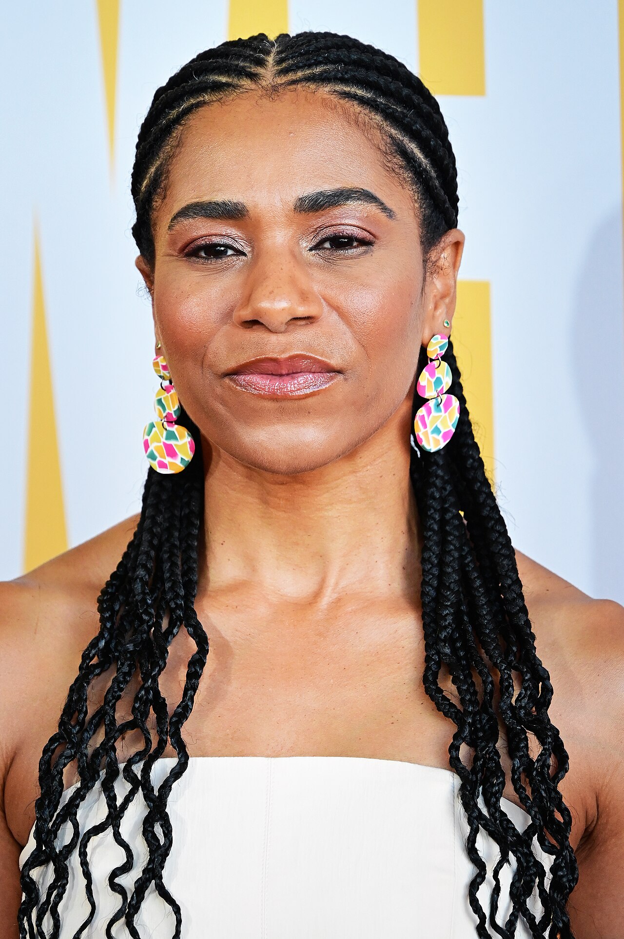Kelly McCreary — parent of one child with husband Pete Chatmon