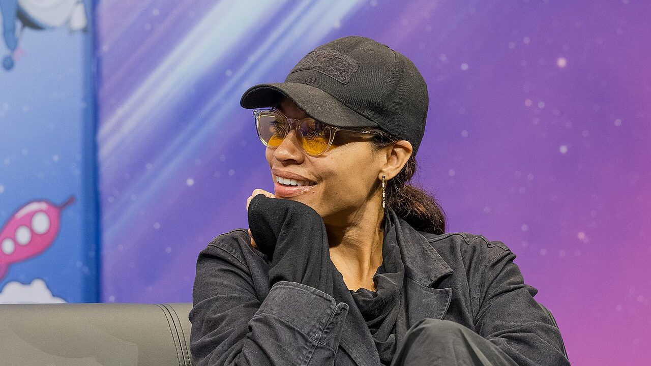 Rosario Dawson biography profile photo