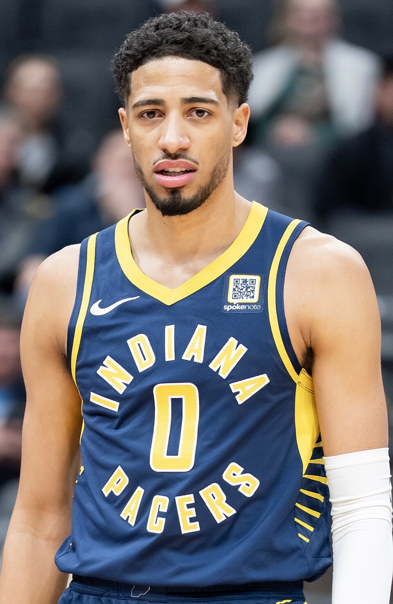 Tyrese Haliburton playing basketball for the Indiana Pacers