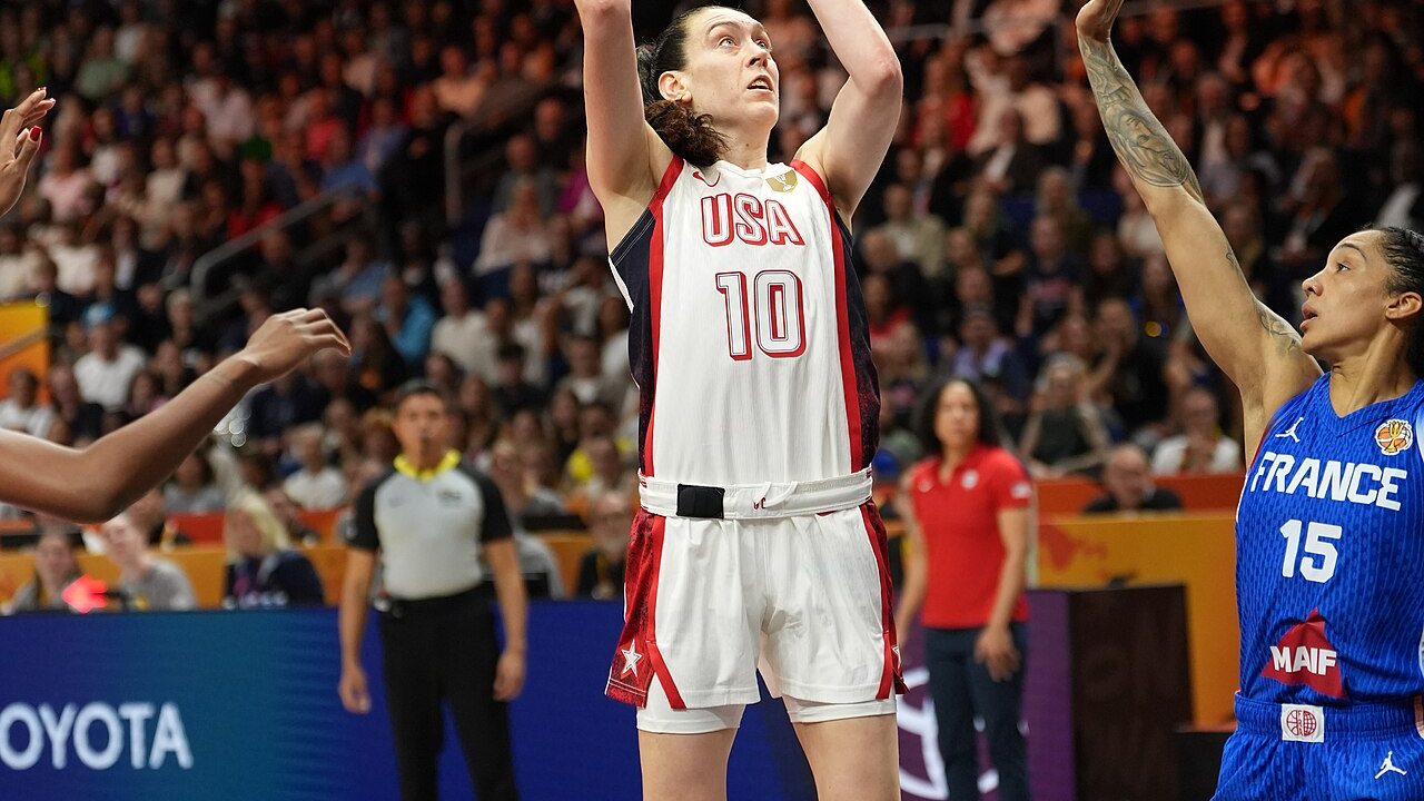 Breanna Stewart then and now profile photo