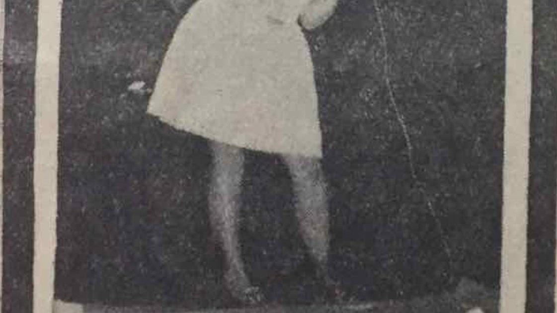 Brenda Lee smiling for a portrait