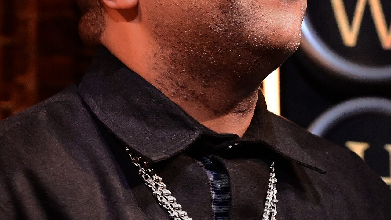 Kenan Thompson then and now profile photo