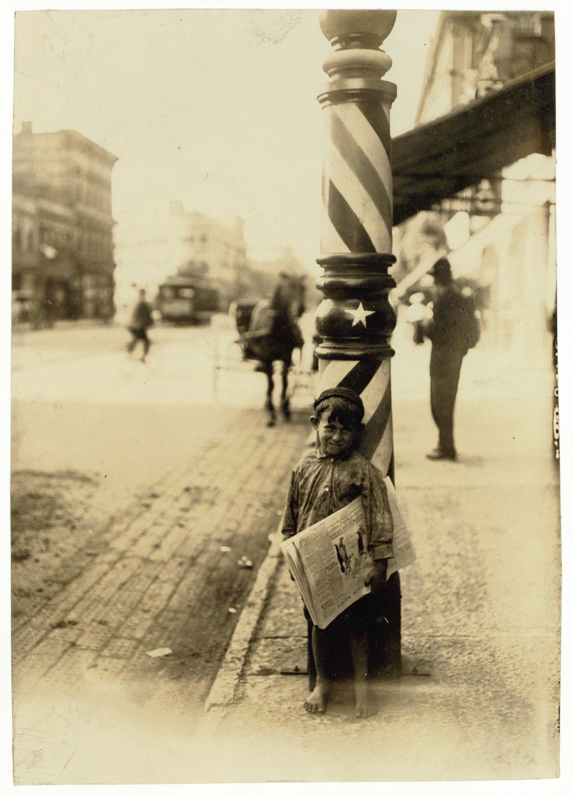 Thematic illustration: a newsboy selling newspapers in 1908