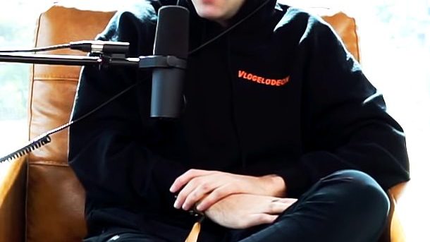 Portrait of David Dobrik