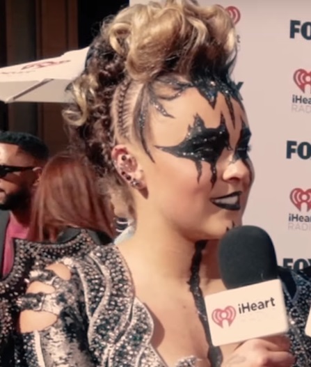 JoJo Siwa at the iHeartRadio Music Awards in April 2024