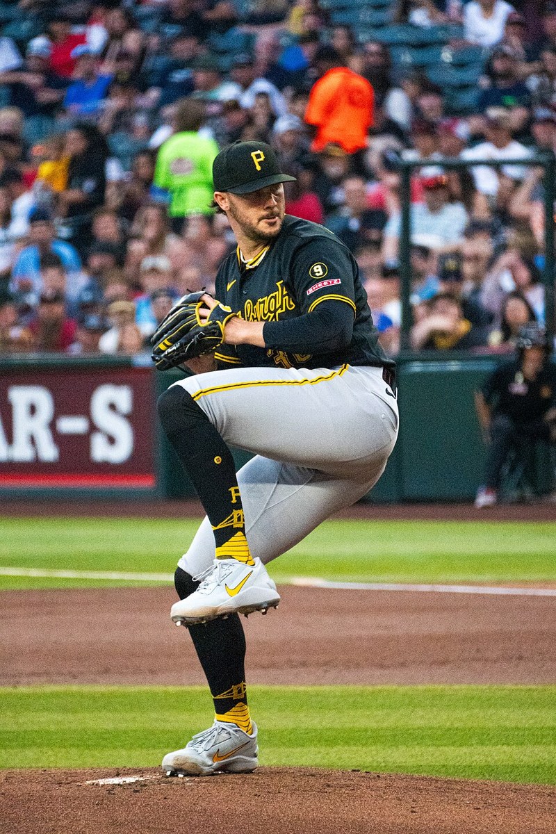 Paul Skenes pitching for the Pittsburgh Pirates