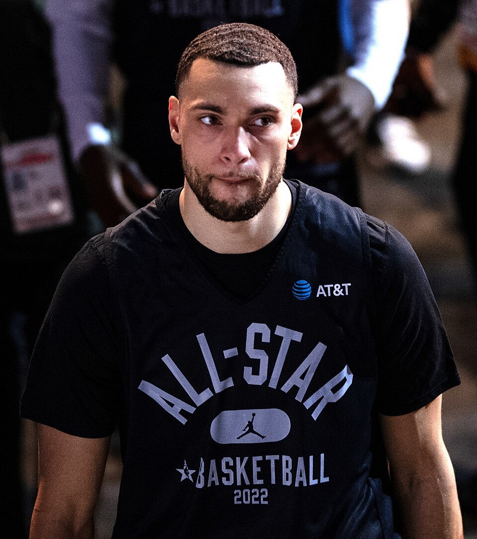 Zach LaVine playing basketball in the NBA